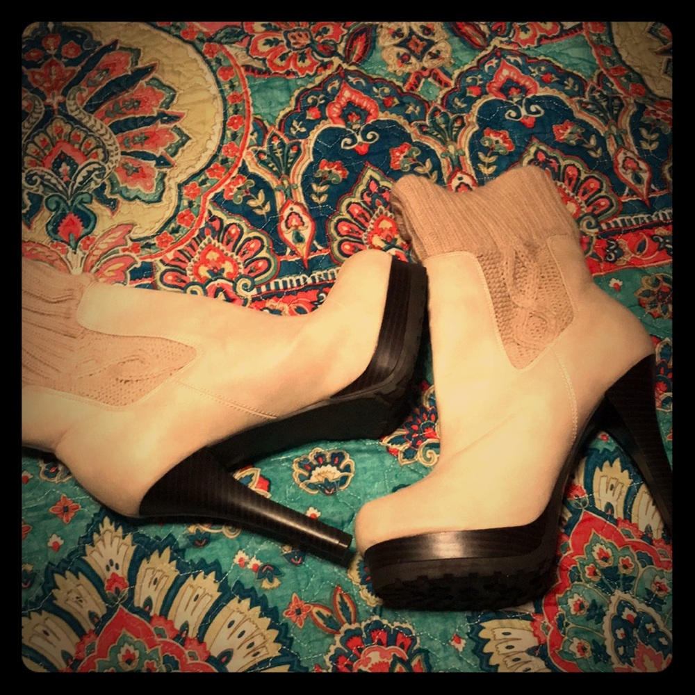 Jennifer Lopez Women’s heel boots